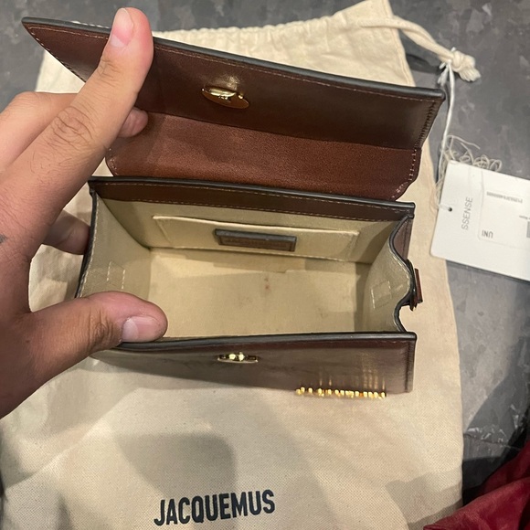 JACQUEMUS “BROWN LE PAPIER ‘LE CHIQUITO MOYEN’ BAG - Picture 3 of 3